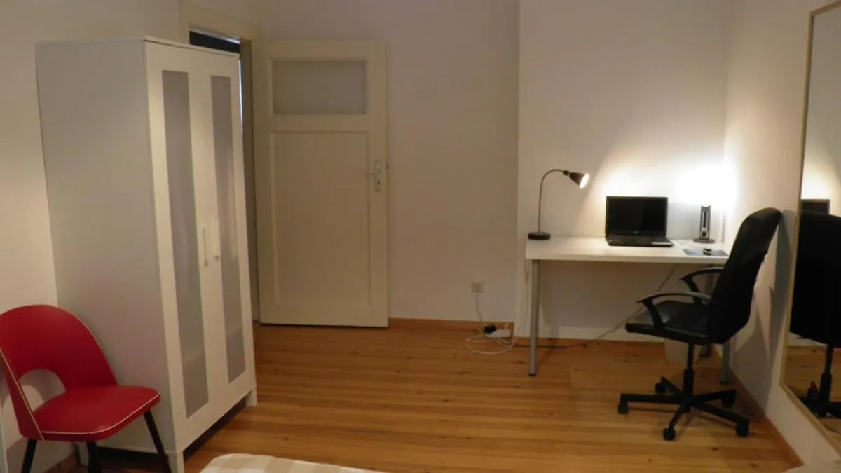Sunny Apartment In Prenzlauer Berg Berlin