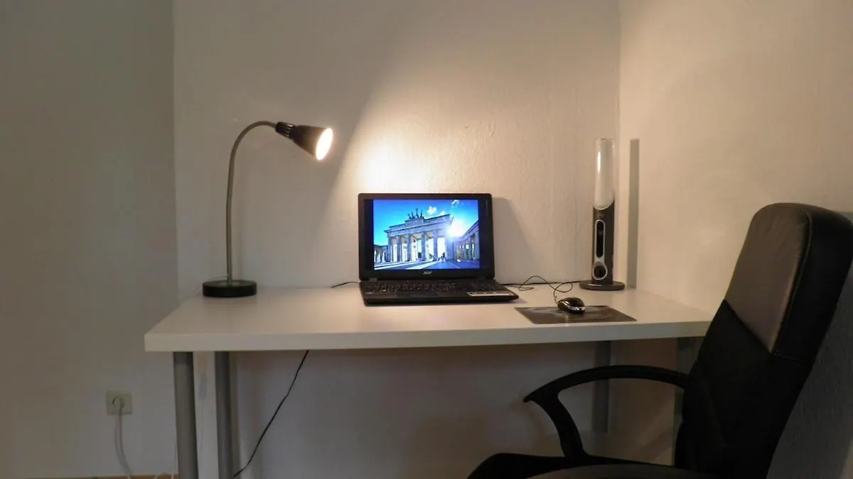 Sunny Apartment In Prenzlauer Berg Berlin