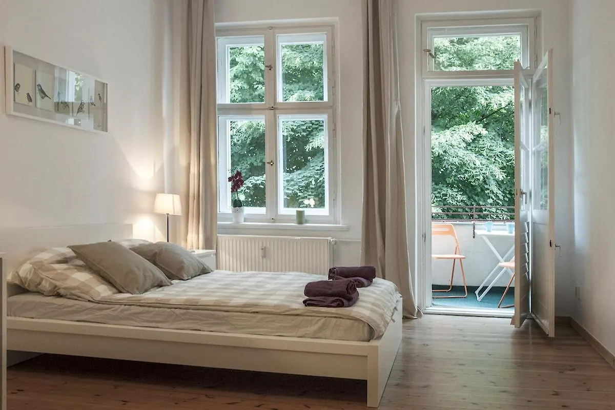 Sunny Apartment In Prenzlauer Berg Berlin