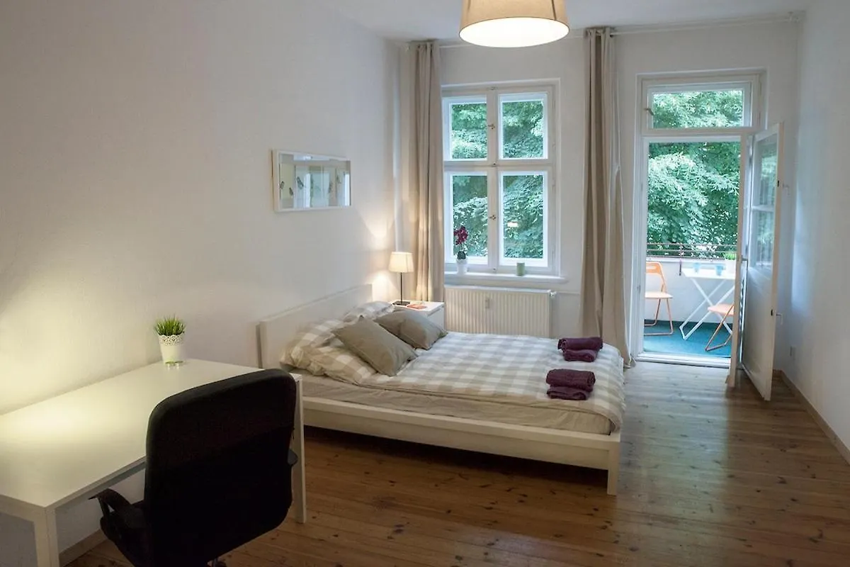 Sunny Apartment In Prenzlauer Berg Berlin
